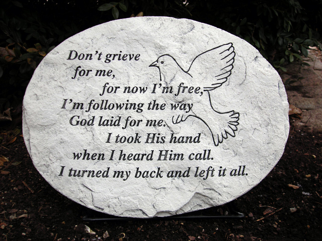 G137 NB Sympathy Plaques